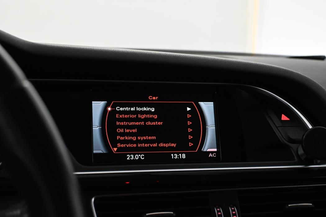 AUDI A4 2015