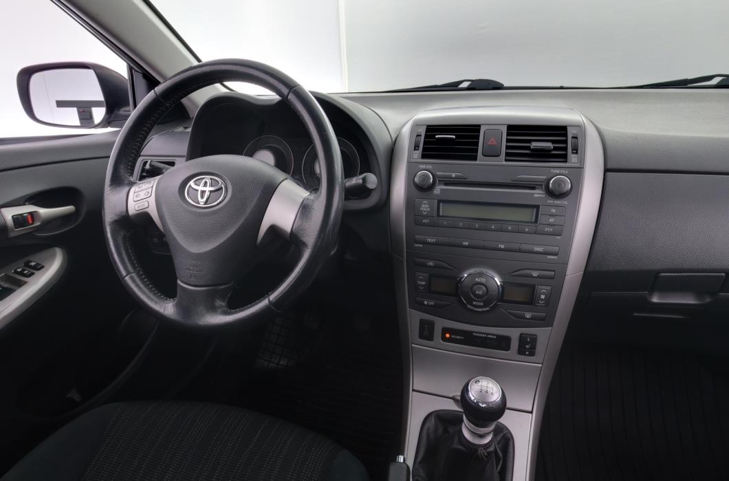 TOYOTA Corolla 2008