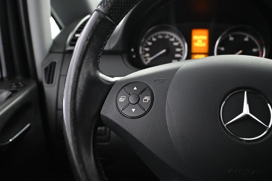 MERCEDES-BENZ Vito 2013