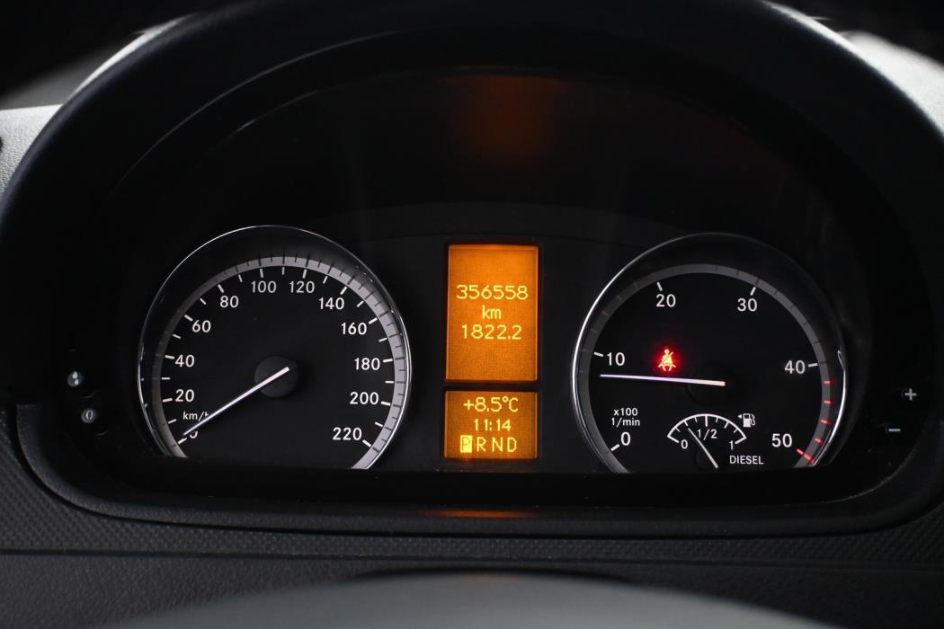 MERCEDES-BENZ Vito 2013