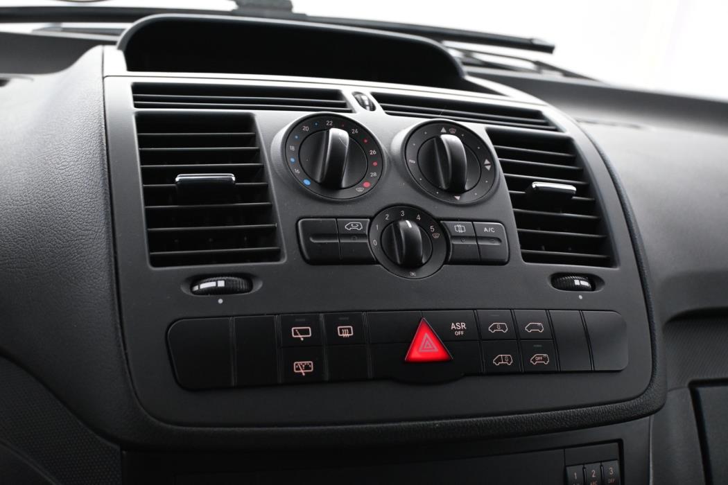 MERCEDES-BENZ Vito 2013