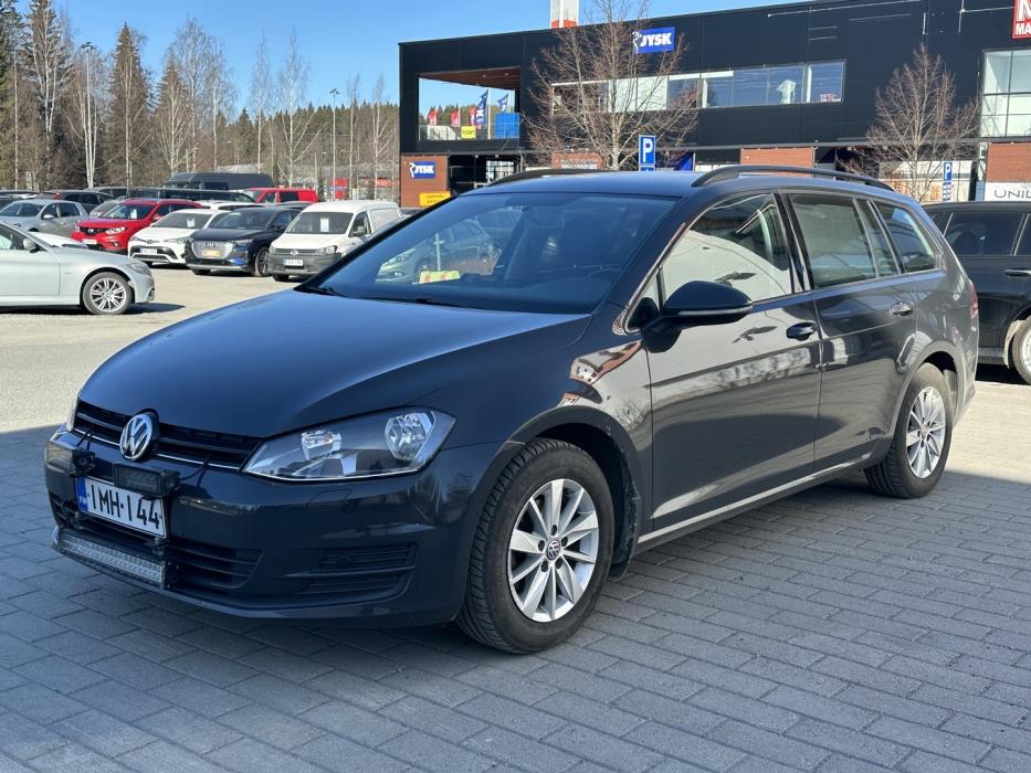VOLKSWAGEN Golf 2015