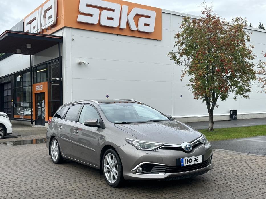 TOYOTA Auris 2016