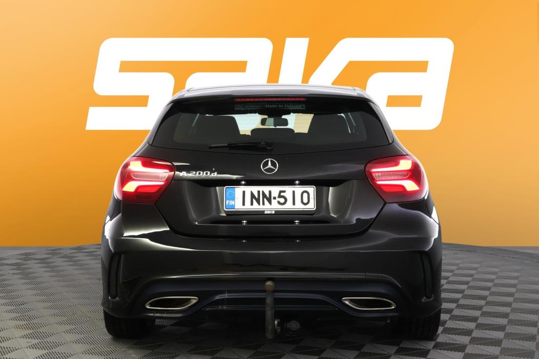 MERCEDES-BENZ A 2016