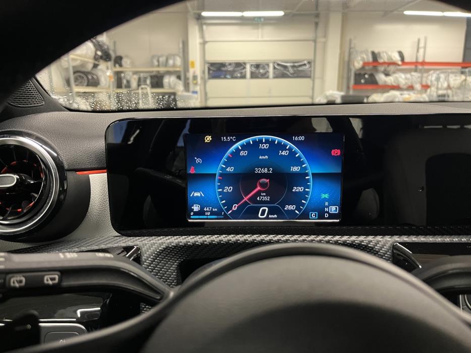 MERCEDES-BENZ A 2019