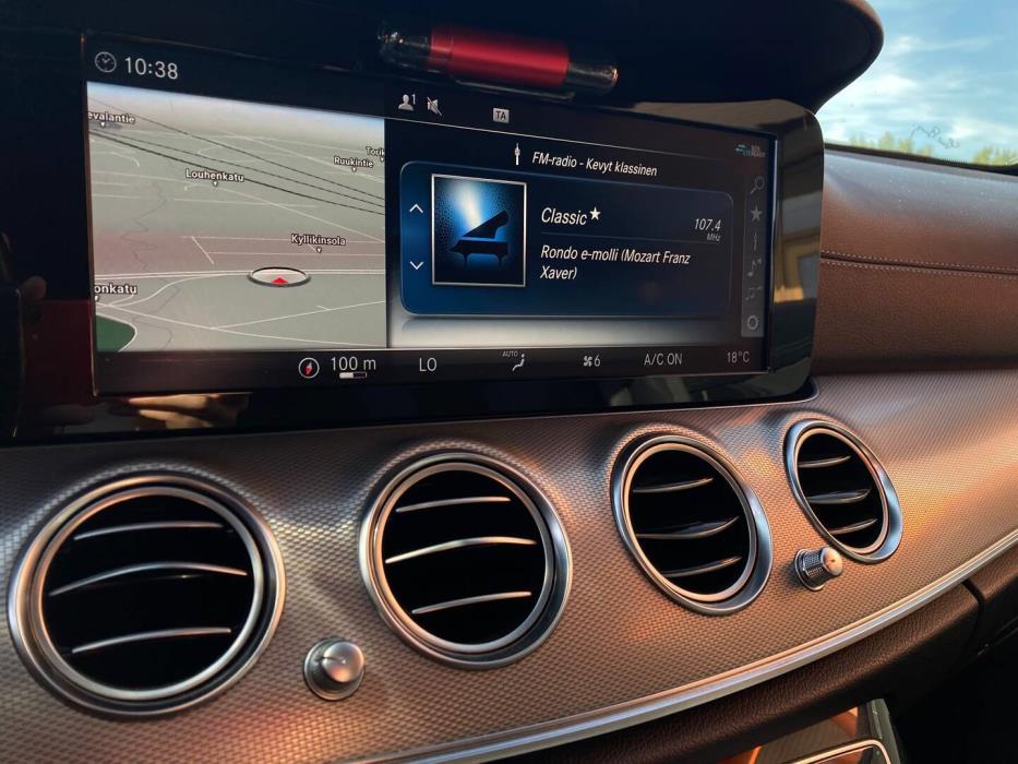 MERCEDES-BENZ E 2017
