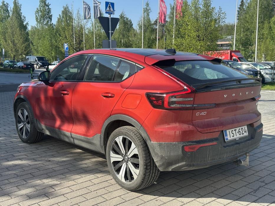 VOLVO C40 2023