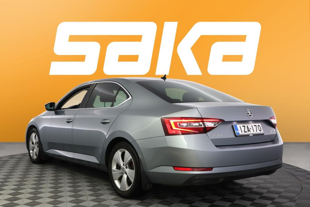 SKODA Superb 2016