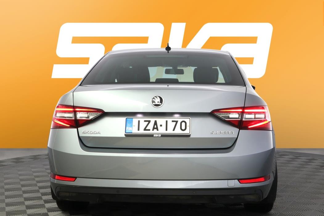 SKODA Superb 2016