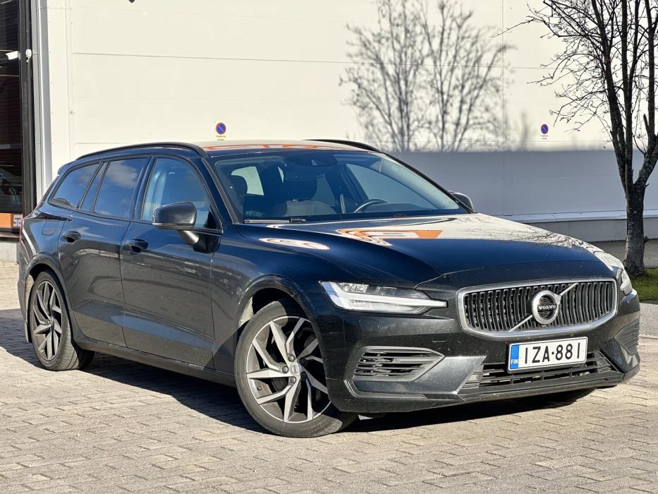 VOLVO V60 2020
