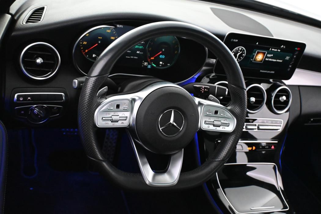 MERCEDES-BENZ C 2021