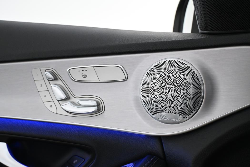 MERCEDES-BENZ C 2021