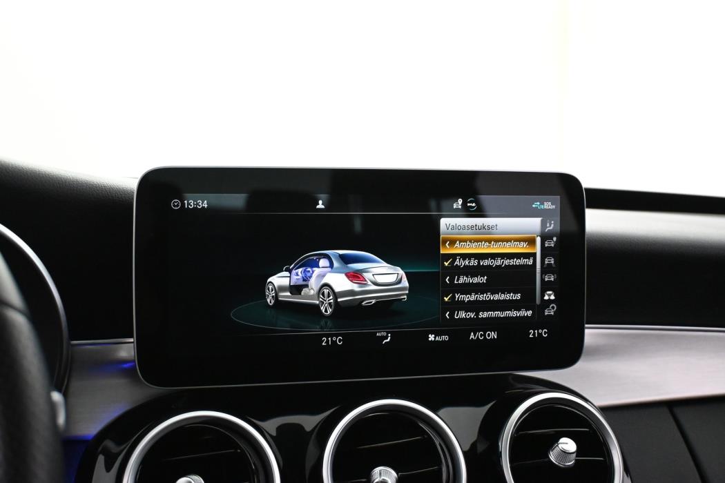 MERCEDES-BENZ C 2021