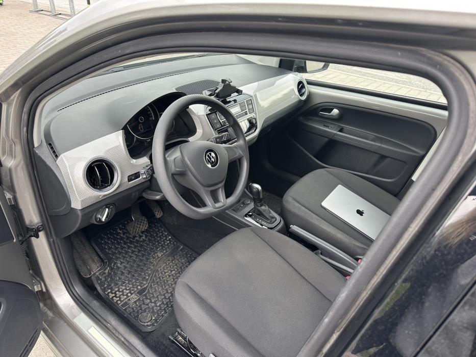 VOLKSWAGEN up! 2021