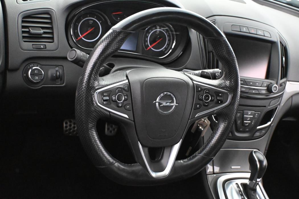 OPEL Insignia 2015