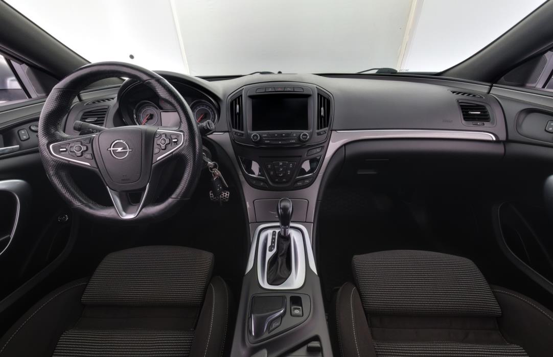 OPEL Insignia 2015