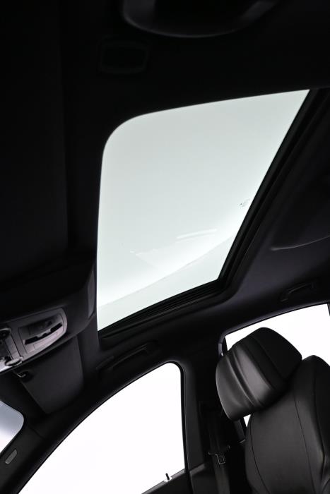 BMW 740 2012