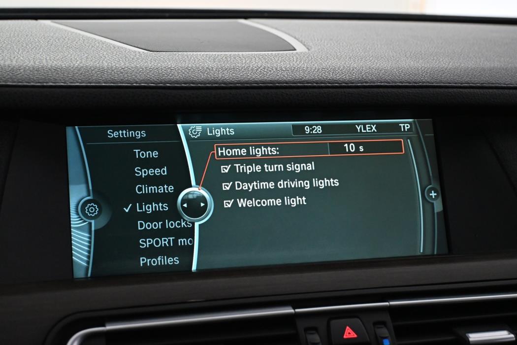 BMW 740 2012