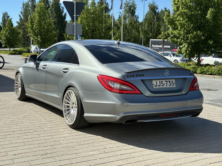 MERCEDES-BENZ CLS 2011