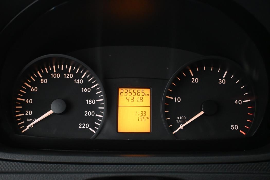 MERCEDES-BENZ Vito 2012