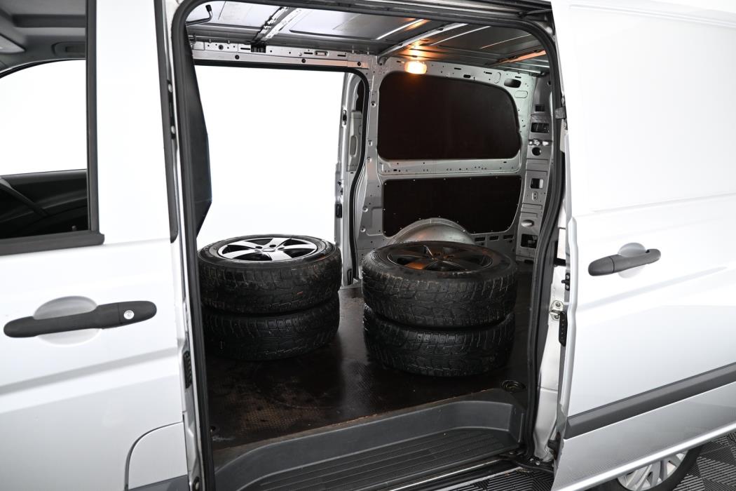 MERCEDES-BENZ Vito 2012