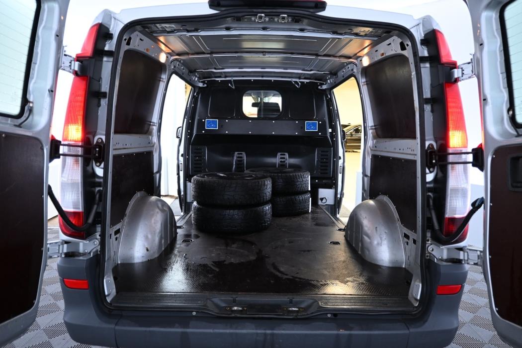 MERCEDES-BENZ Vito 2012