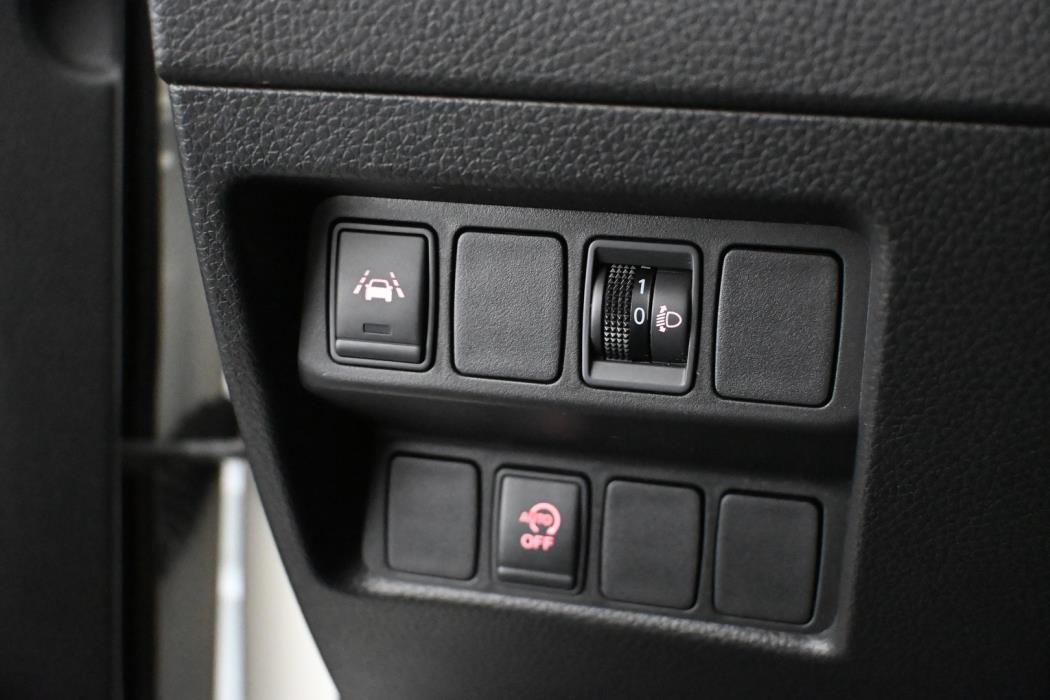NISSAN Qashqai 2019