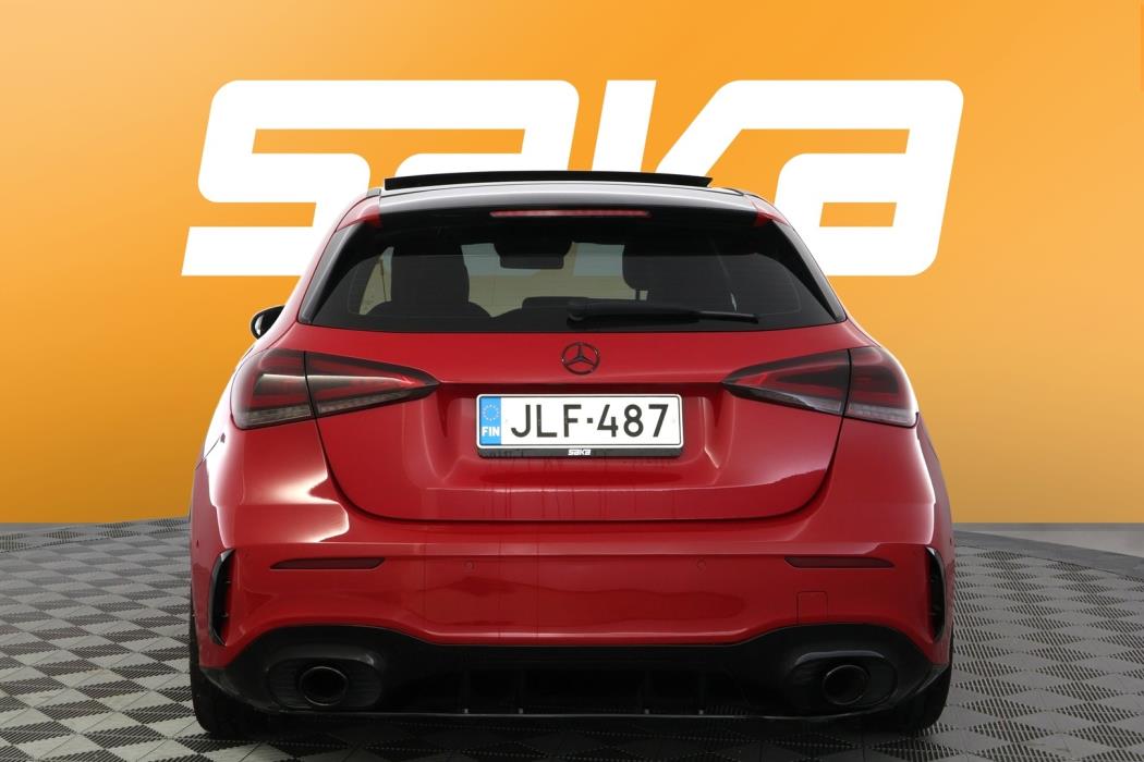 MERCEDES-BENZ A 2019