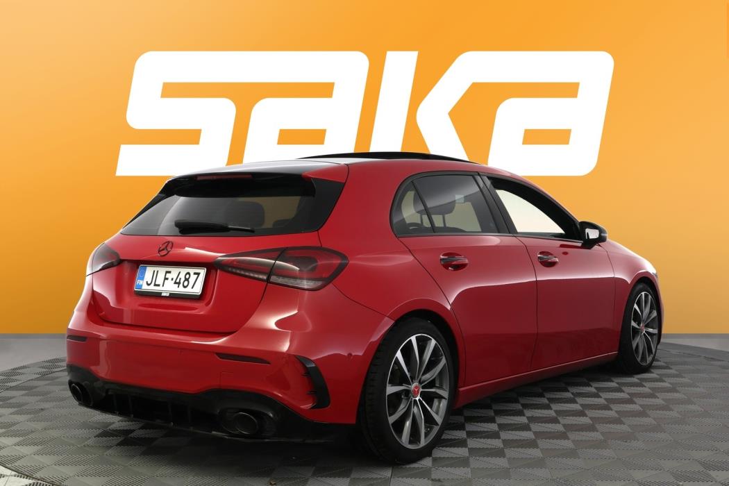 MERCEDES-BENZ A 2019