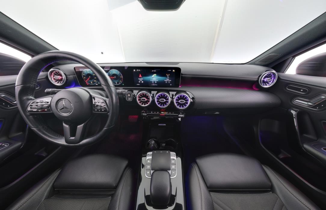 MERCEDES-BENZ A 2019