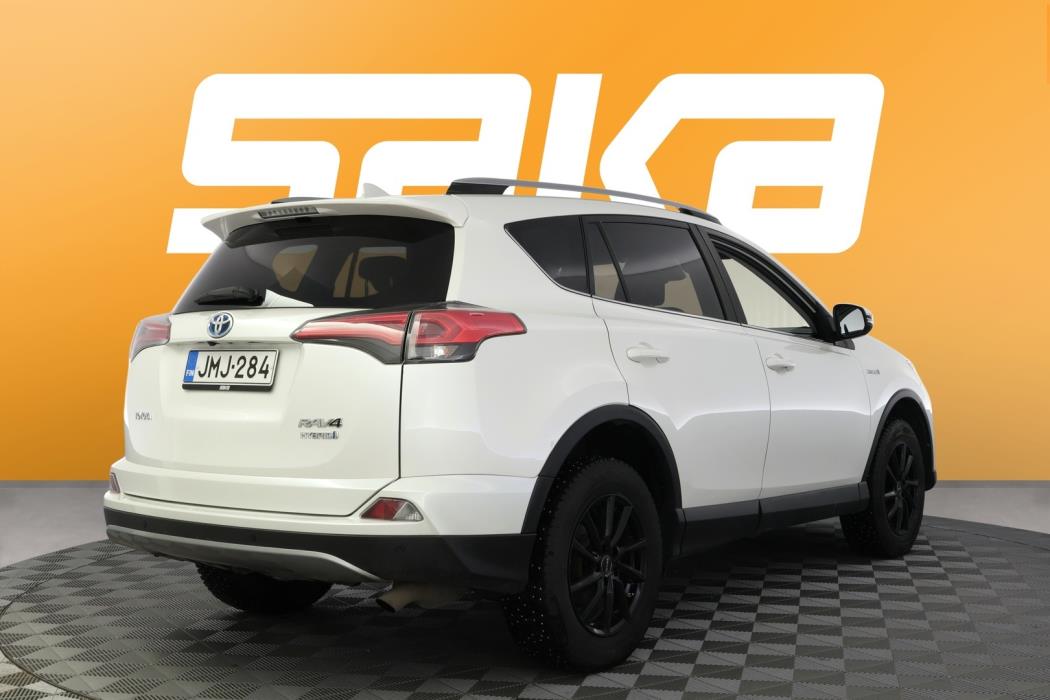 TOYOTA RAV4 2018