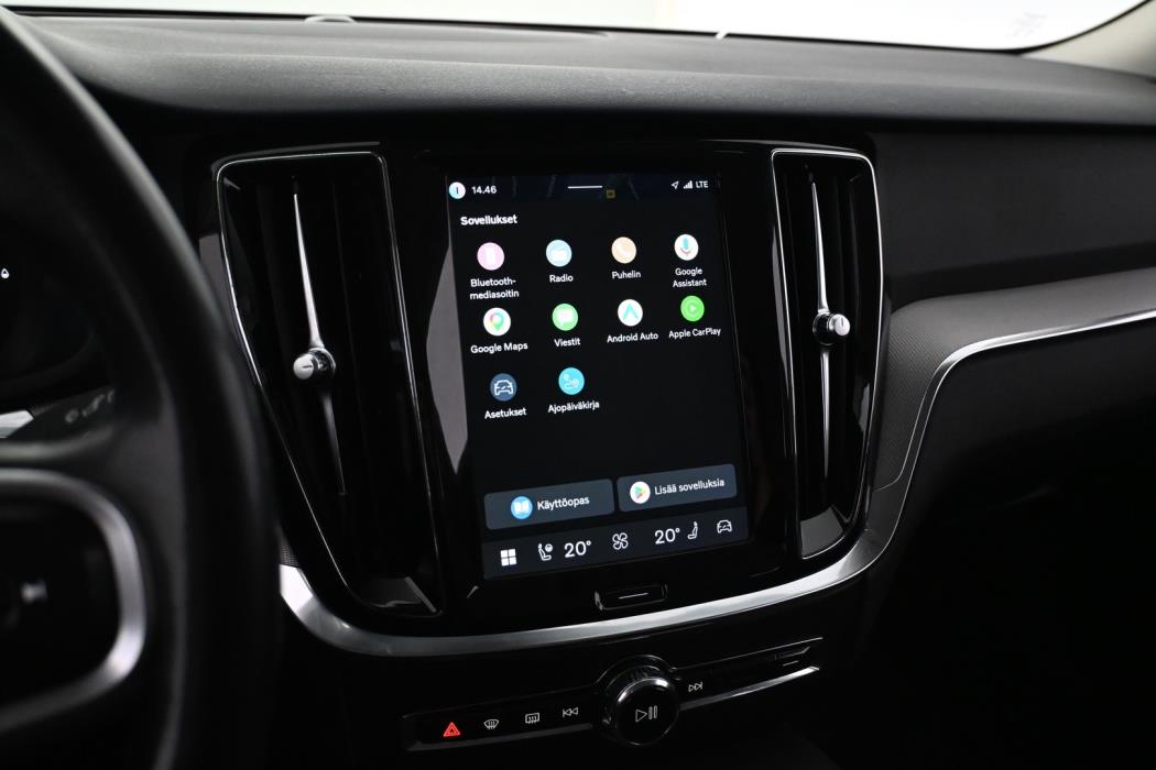VOLVO V60 2023