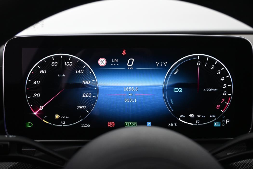 MERCEDES-BENZ C 2022