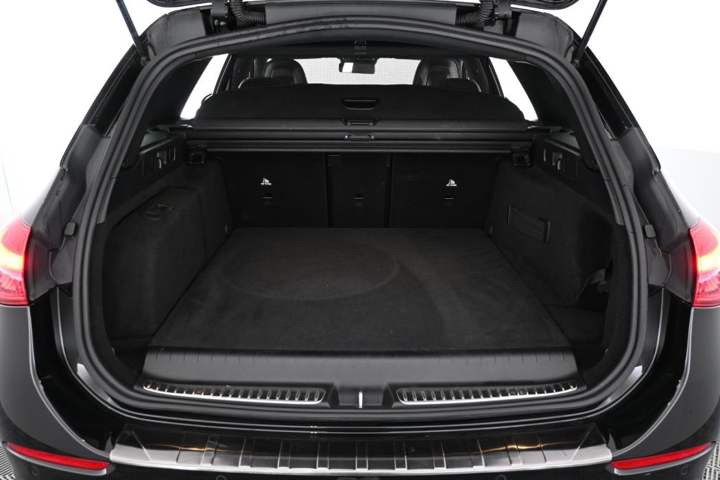 MERCEDES-BENZ C 2022