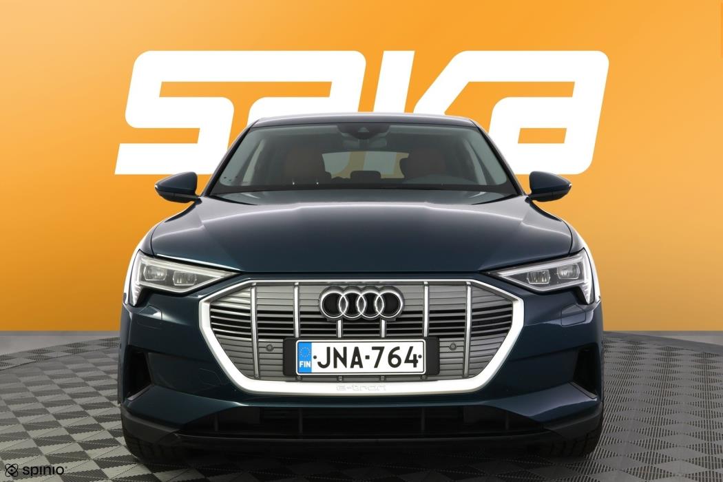 AUDI e-tron 2020