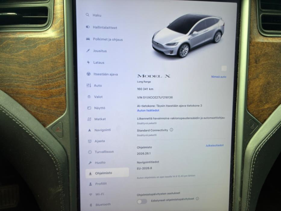 TESLA Model X 2020