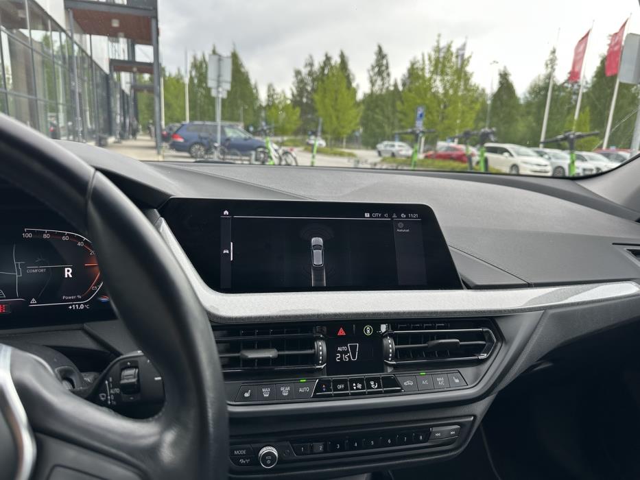 BMW 118 2022
