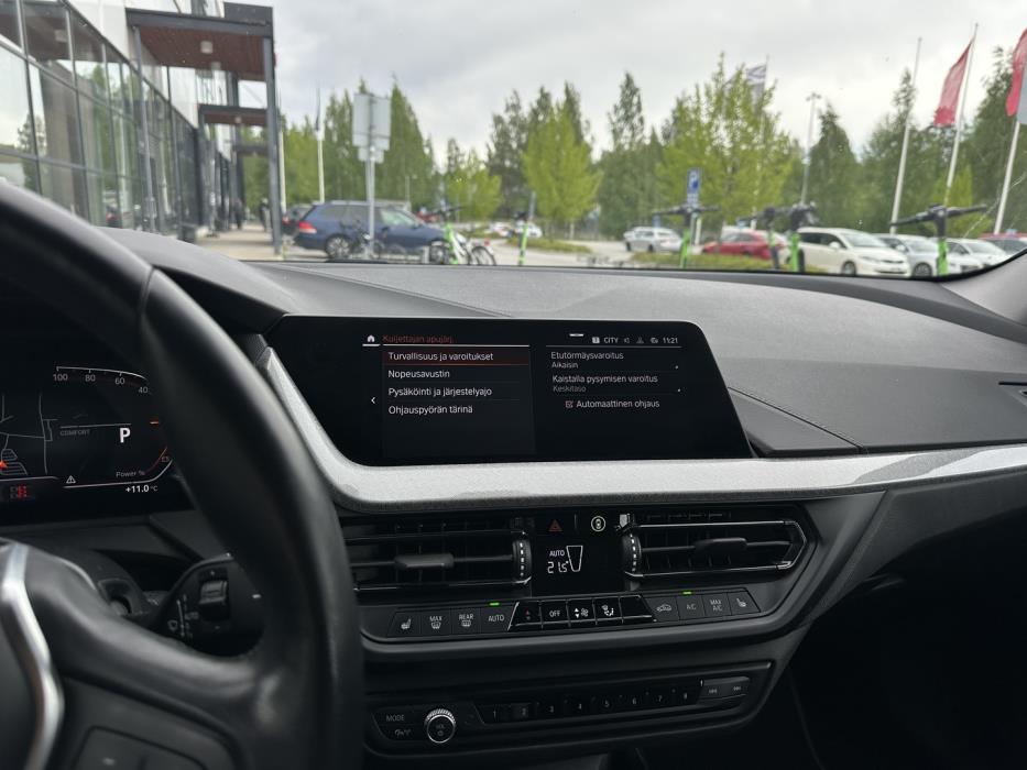 BMW 118 2022
