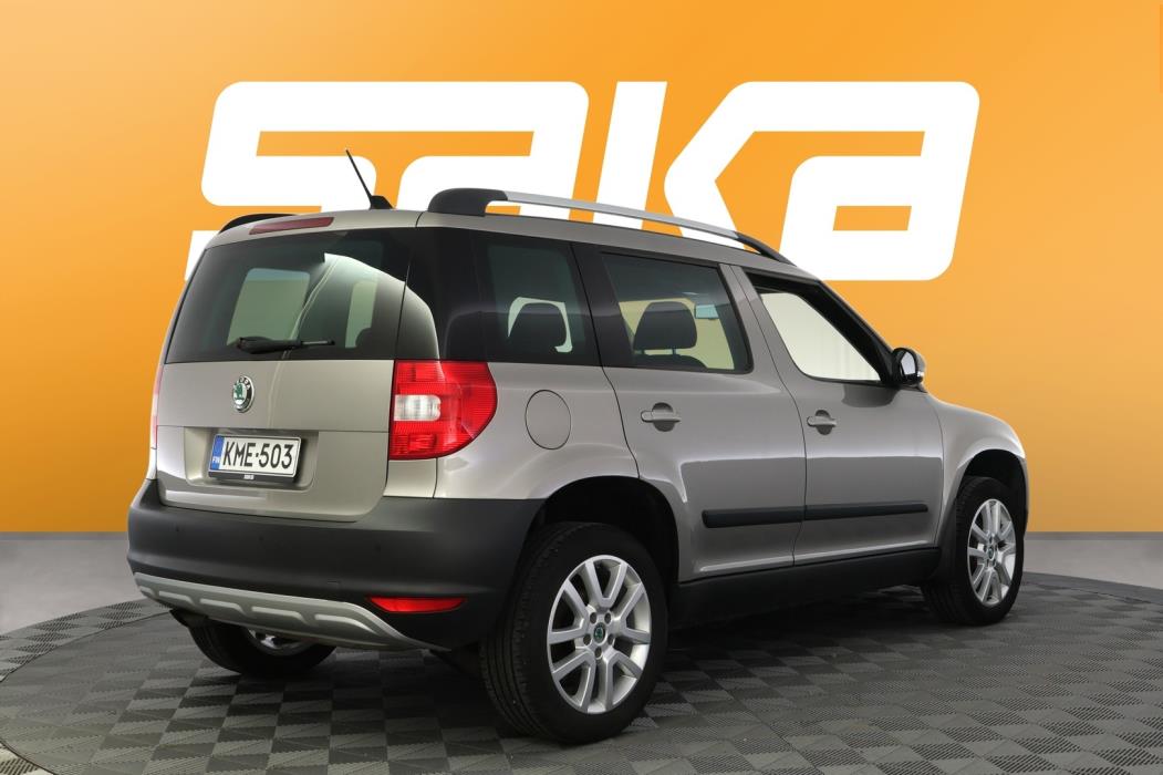 SKODA Yeti 2012