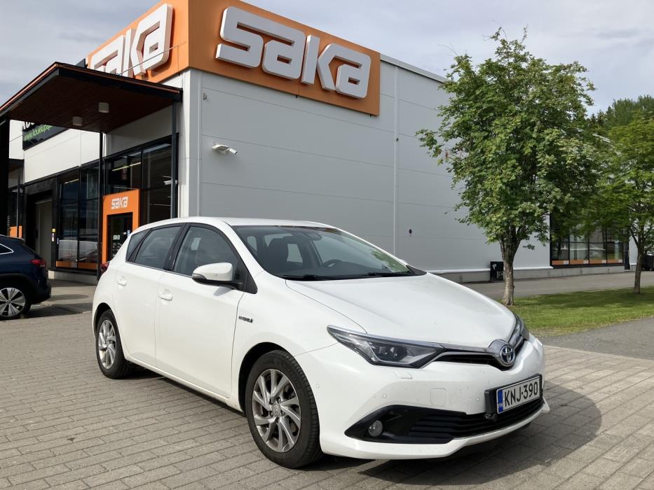 TOYOTA Auris 2016