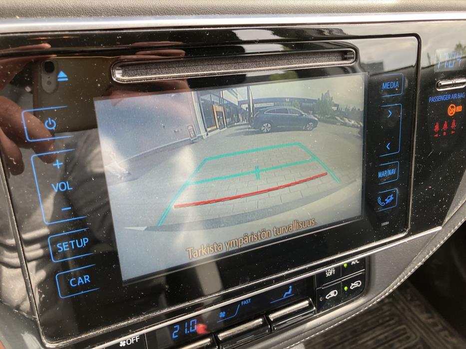 TOYOTA Auris 2016
