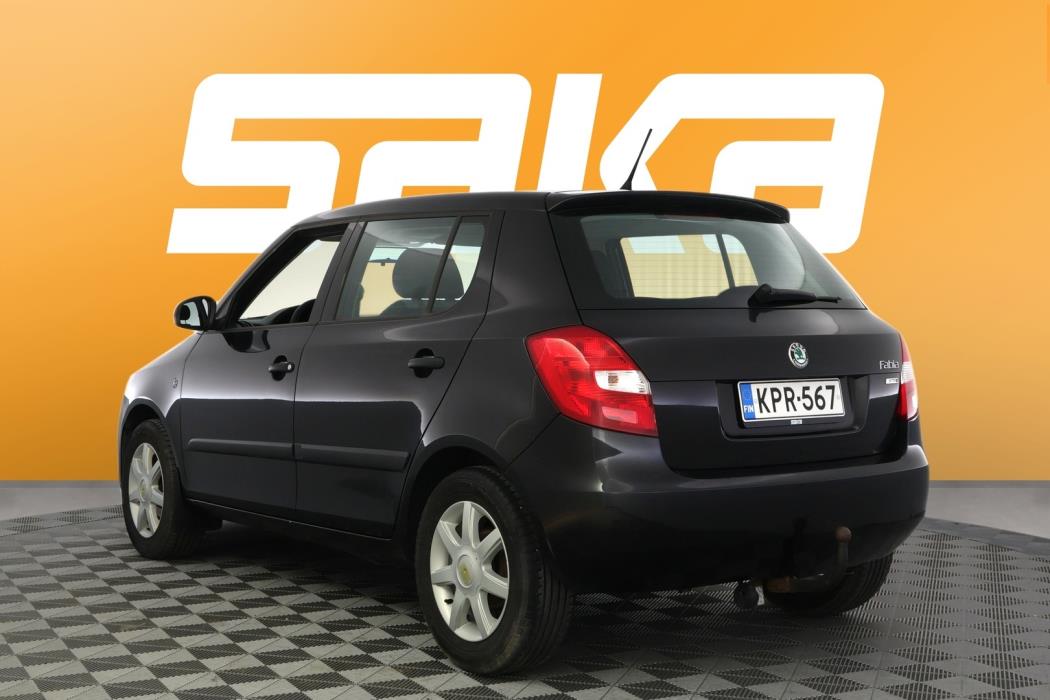 SKODA Fabia 2012