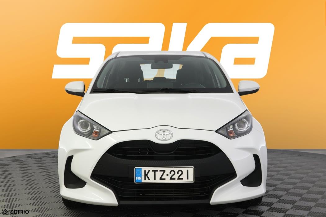TOYOTA Yaris 2021