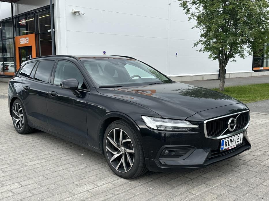 VOLVO V60 2020