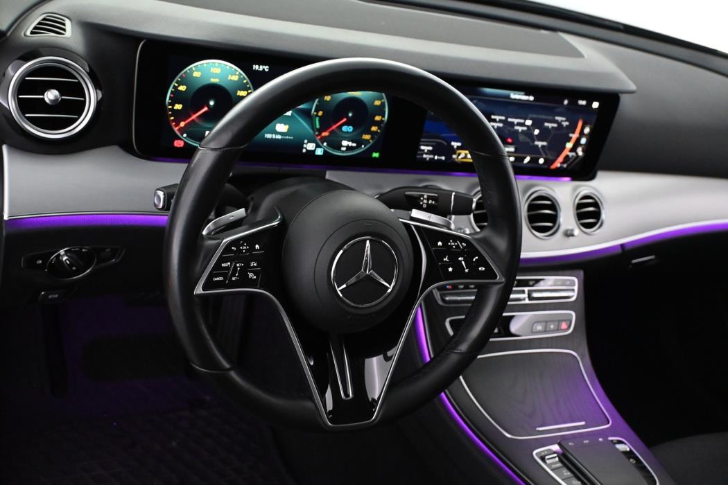 MERCEDES-BENZ E 2023