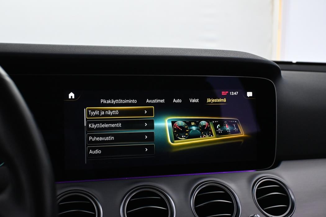 MERCEDES-BENZ E 2023