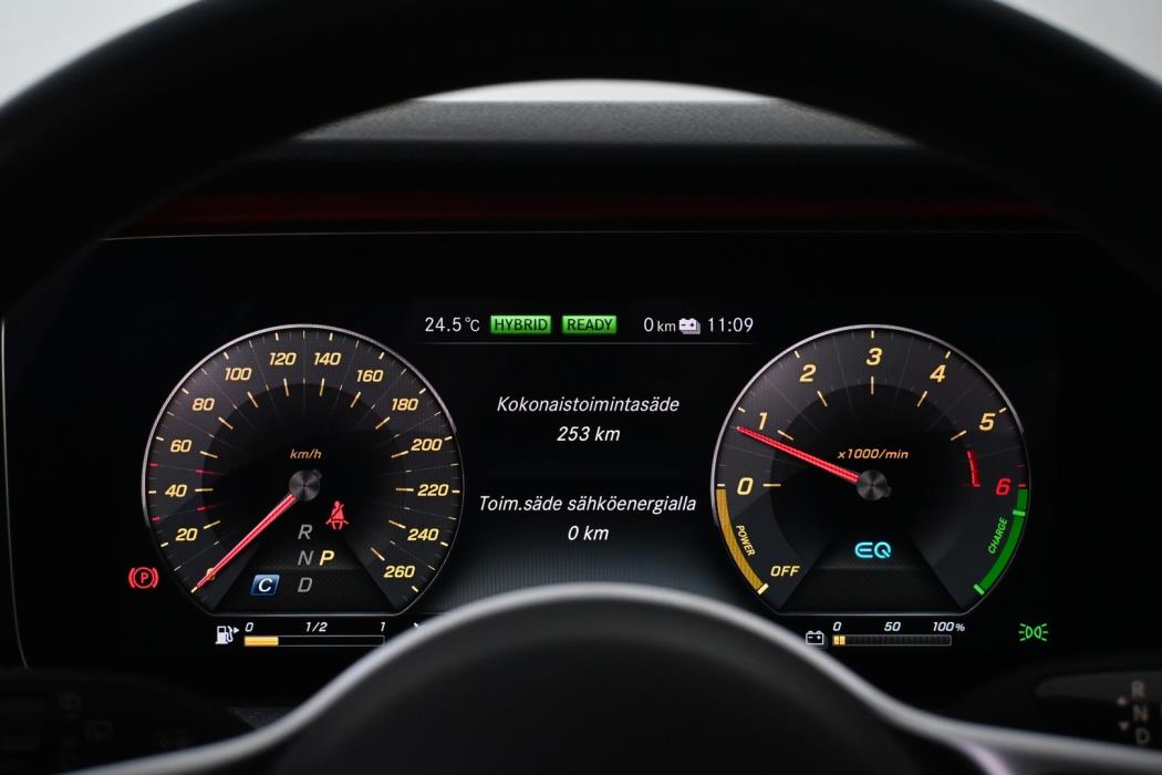 MERCEDES-BENZ E 2020