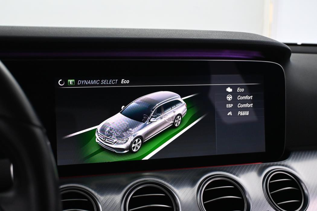 MERCEDES-BENZ E 2020