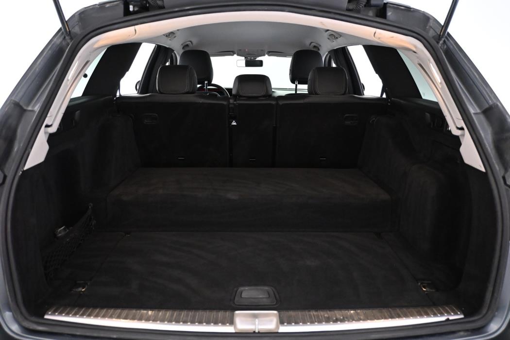 MERCEDES-BENZ E 2020