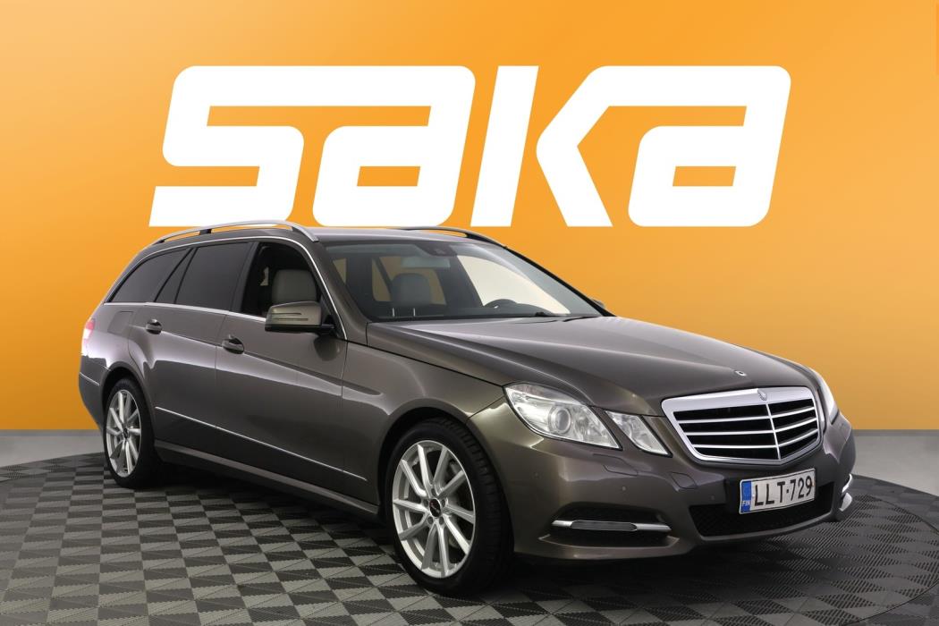 MERCEDES-BENZ E 2013